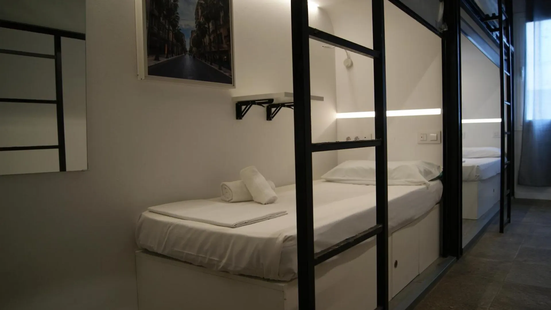 M Pods Malaga Ξενοδοχείο