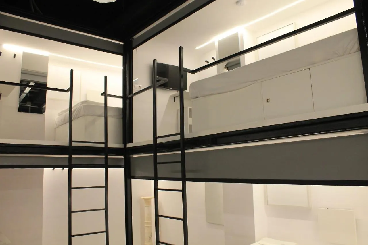 Hotel M Pods Málaga Hotel a capsule