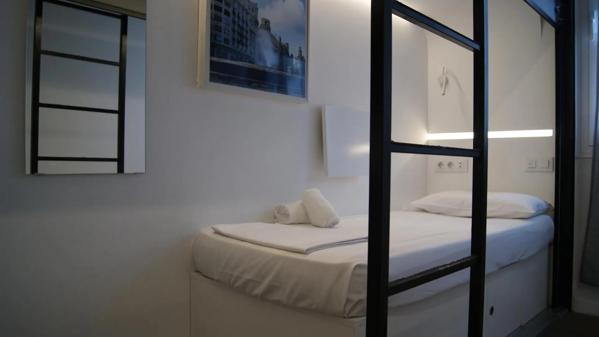 ** Hotel a capsule Hotel M Pods Málaga Spagna